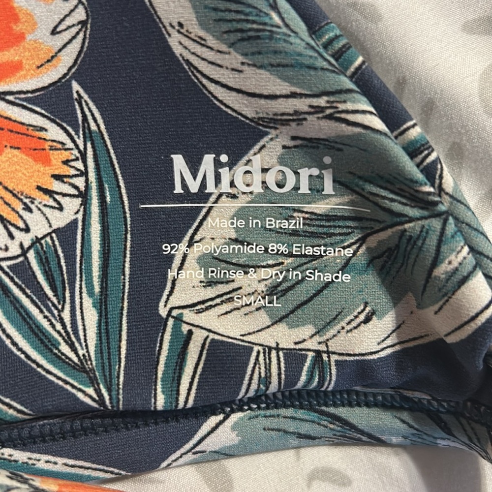 Small Midori Bikini Top - Picture 3 of 3